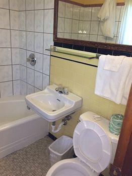 Budget Motel